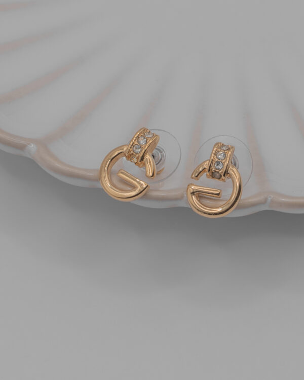 DSC_1016 Kolczyki Givenchy – złote z logo G i kryształkami