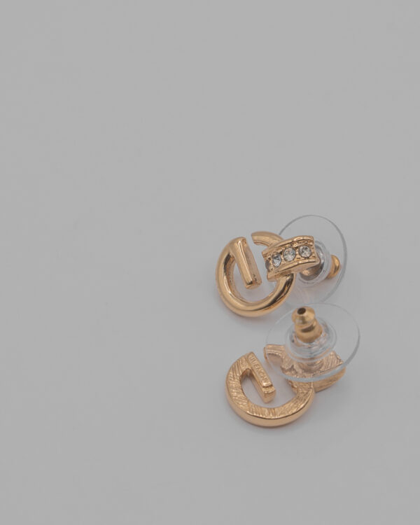 DSC_1018 Kolczyki Givenchy – złote z logo G i kryształkami