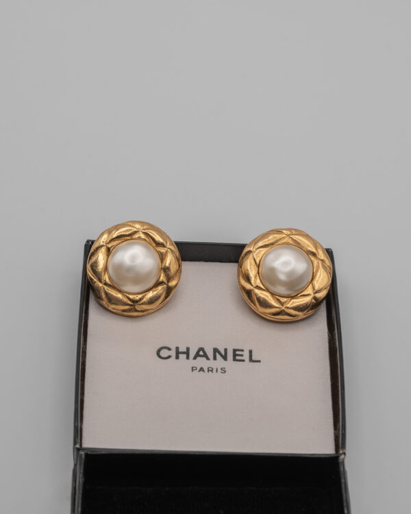 Klipsy Chanel Paris z perłą