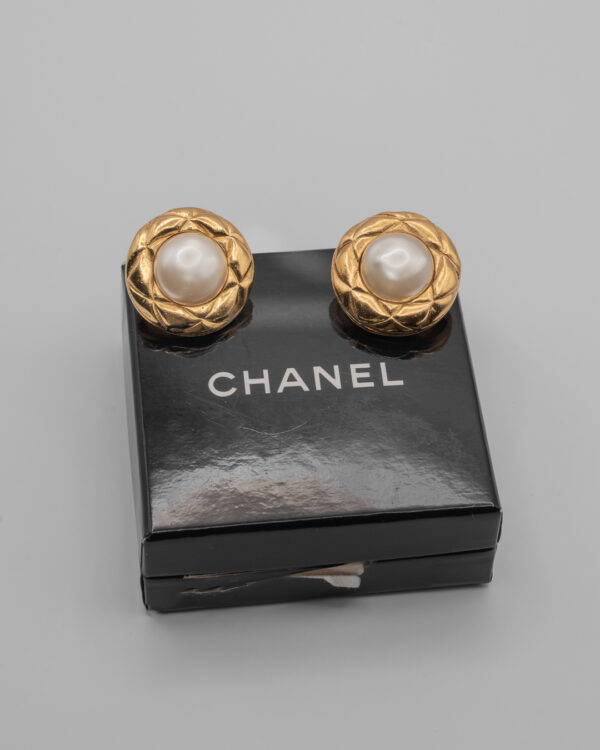 Klipsy Chanel Paris z perłą