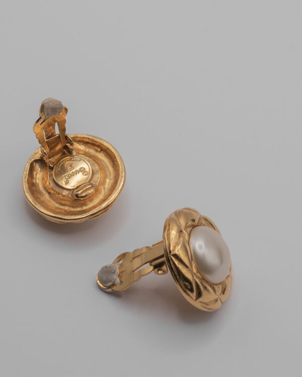 Klipsy Chanel Paris z perłą