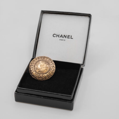 Broszka Chanel „31 Rue Cambon”