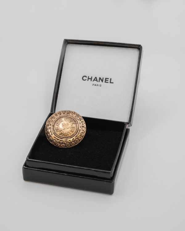 Broszka Chanel „31 Rue Cambon”