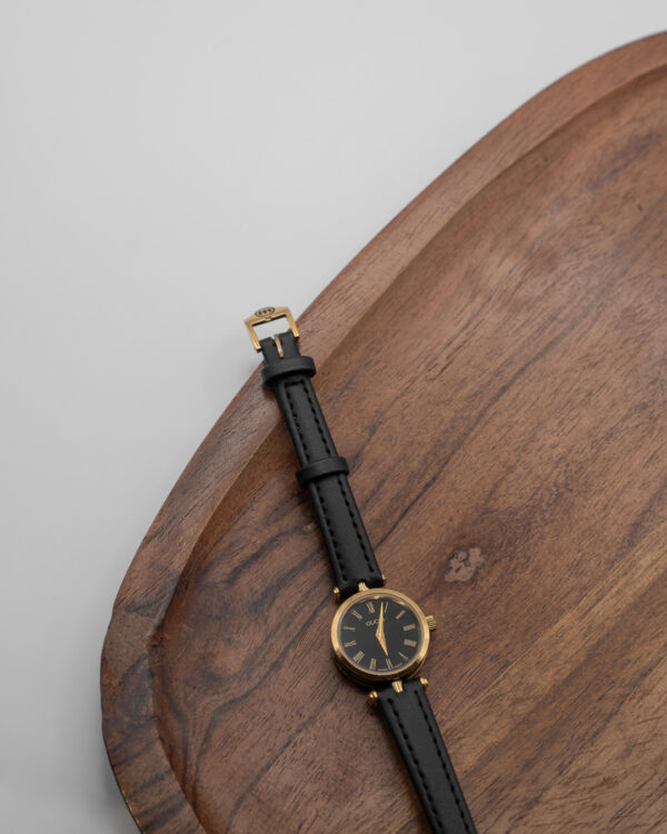 DSC_3273 Zegarek GUCCI na czarnym pasku