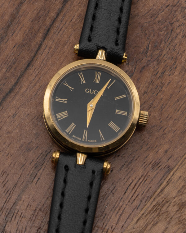 DSC_3276 Zegarek GUCCI na czarnym pasku