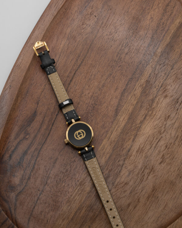 DSC_3278 Zegarek GUCCI na czarnym pasku