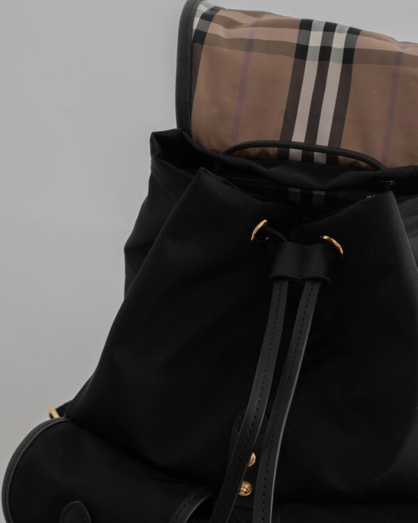 DSC_5176 Burberry – luksusowy plecak nylonowo-skórzany