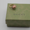 DSC_5446 Pierścionek Gucci – różowy kamień w aureoli kryształó