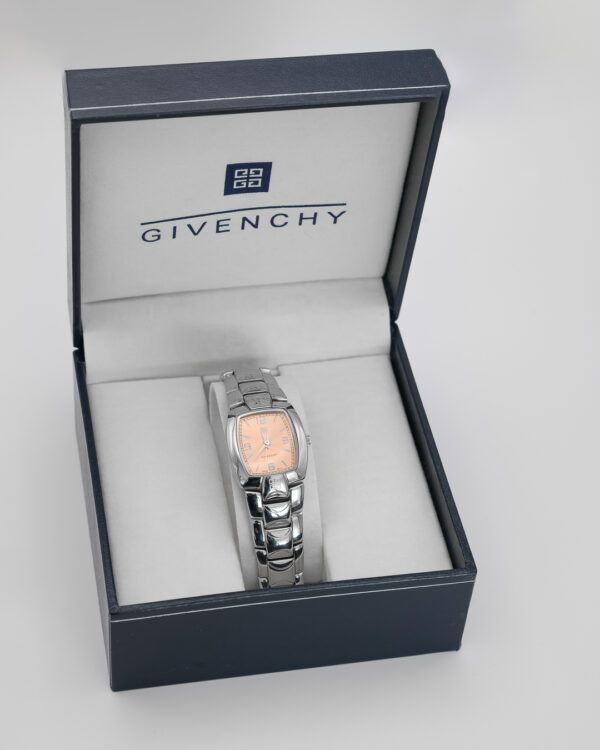 Zegarek Givenchy – srebrna bransoleta, jasna tarcza