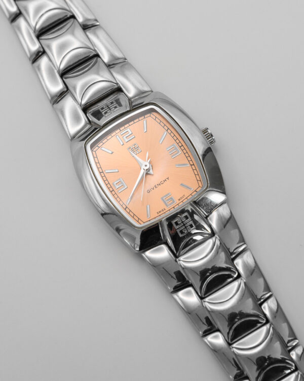 Zegarek Givenchy – srebrna bransoleta, jasna tarcza