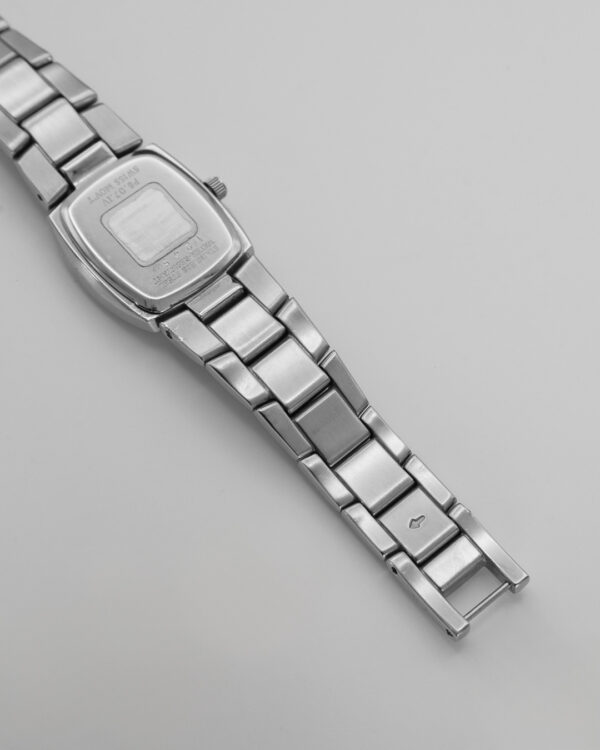 Zegarek Givenchy – srebrna bransoleta, jasna tarcza