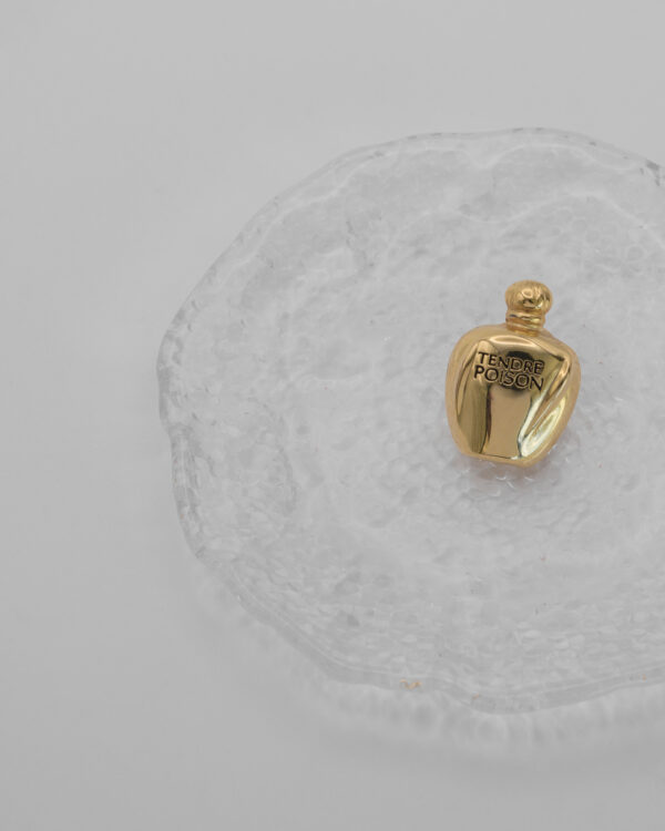 DSC_9810 Kolekcjonerskie piny Christian Dior - zestaw 3szt.