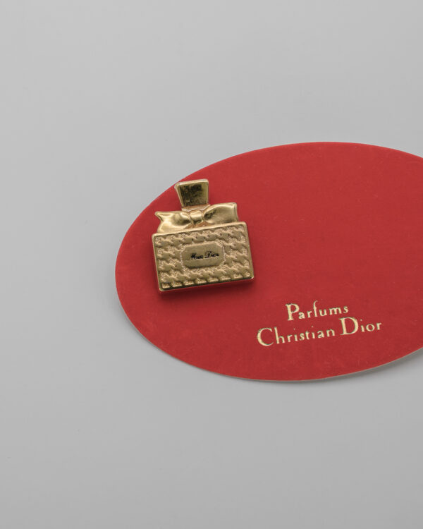 DSC_9824 Kolekcjonerskie piny Christian Dior - zestaw 3szt.