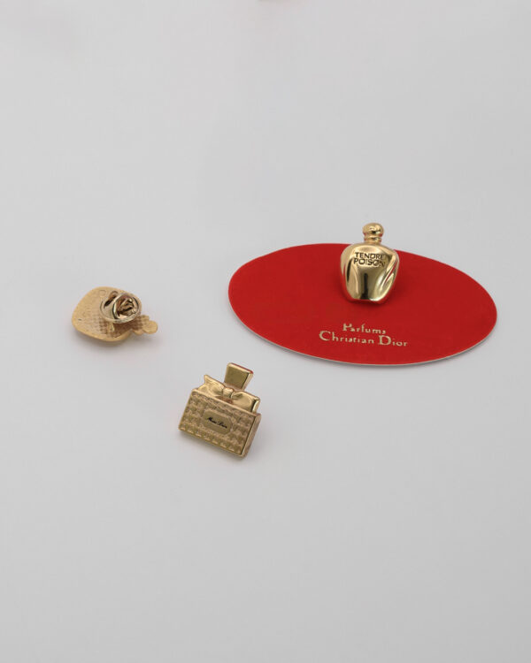 DSC_9840 Kolekcjonerskie piny Christian Dior - zestaw 3szt.