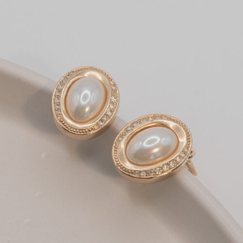 Kultowe klipsy Christian Dior vintage - z mleczną perłą