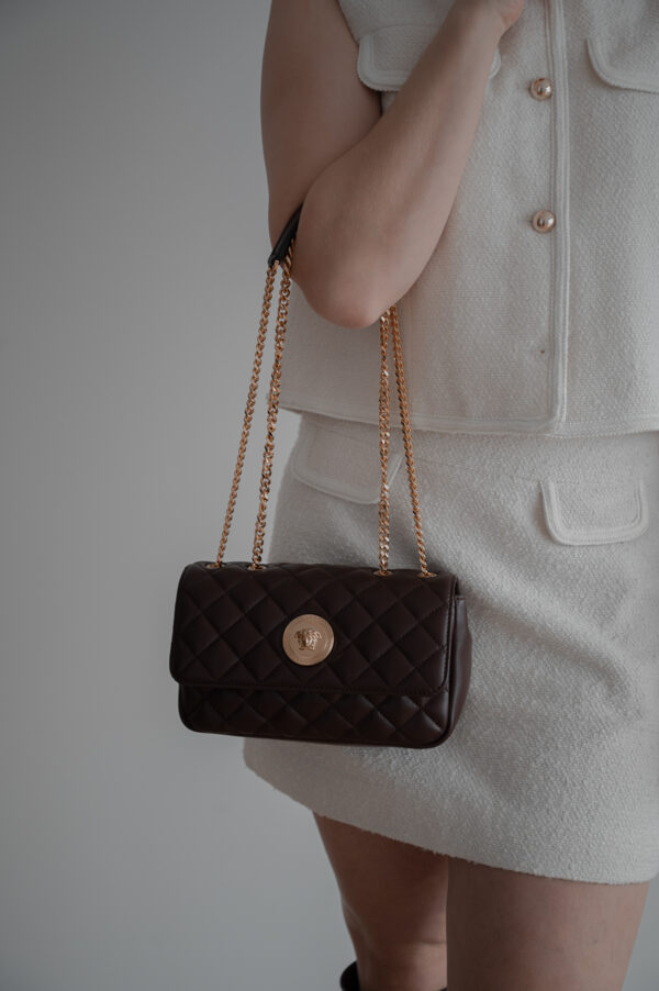 Elegancka torebka Versace – nowa