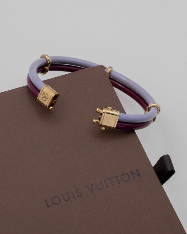 Bransoletka Louis Vuitton z kolekcji lat 2000–2010 – lakierowana skóra i złocone detale