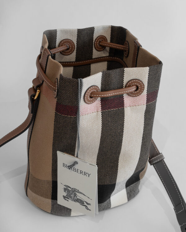 Skórzana nowa torebka Burberry w kratę – worek, crossbody
