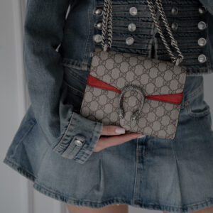 Torebka Gucci Dionysus GG Supreme mini bag - palladowe okucia i łańcuszek