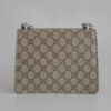 Torebka Gucci Dionysus GG Supreme mini bag - palladowe okucia i łańcuszek