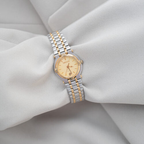Zegarek Gucci bicolor – złoto i stal, klasyczna tarcza, elegancka bransoleta