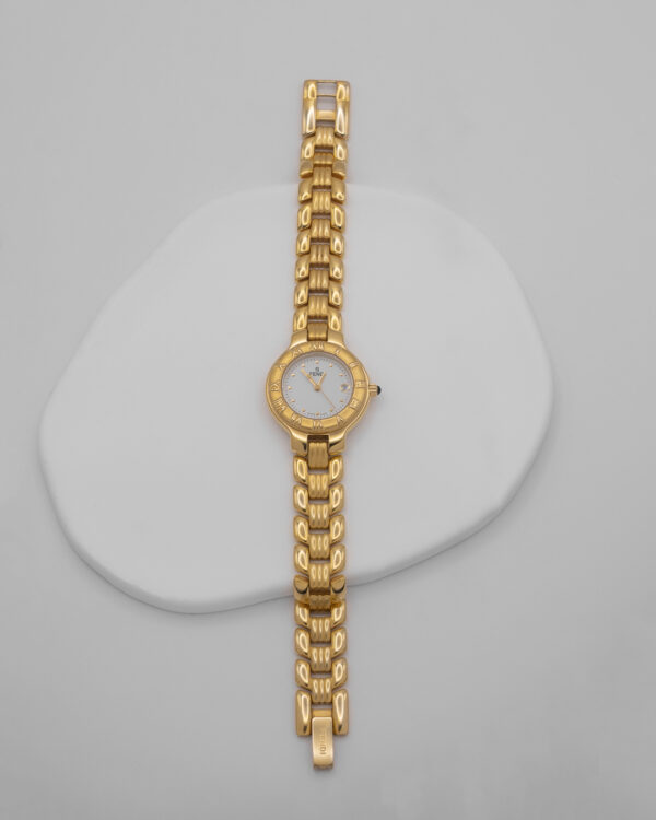 Zegarek Fendi Swiss Made – Złocony Model z Cyframi Rzymskimi, Lata 90.