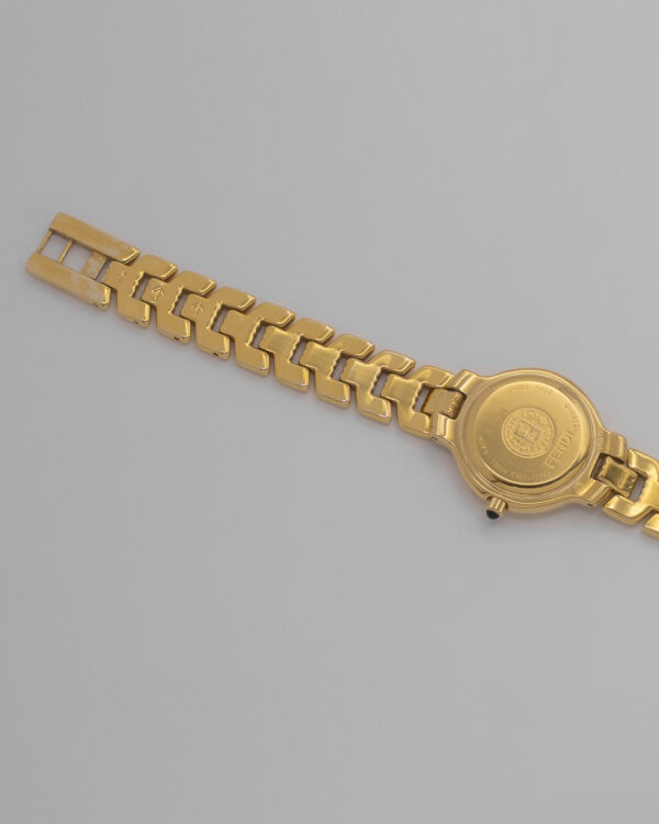 Zegarek Fendi Swiss Made – Złocony Model z Cyframi Rzymskimi, Lata 90.