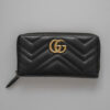 Portfel Gucci Marmont – skóra z pikowaniem chevron z kultowym logo GG