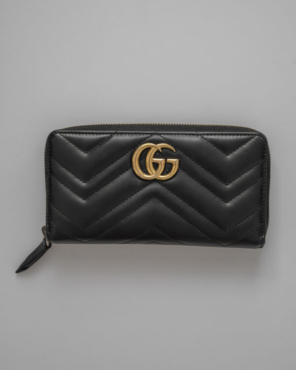 Portfel Gucci Marmont – skóra z pikowaniem chevron z kultowym logo GG