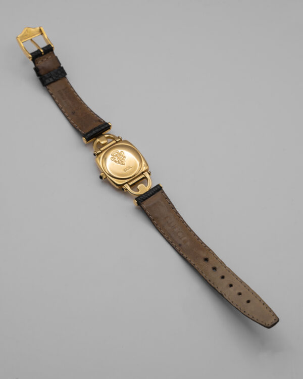 Zegarek Gucci Horsebit Swiss Made - pozłacany zegarek z czarną tarczą i skórzanym paskiem, lata 80./90.